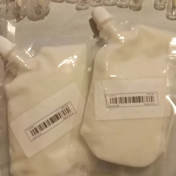 Make your own lip gloss kit - Picture 3 of 6